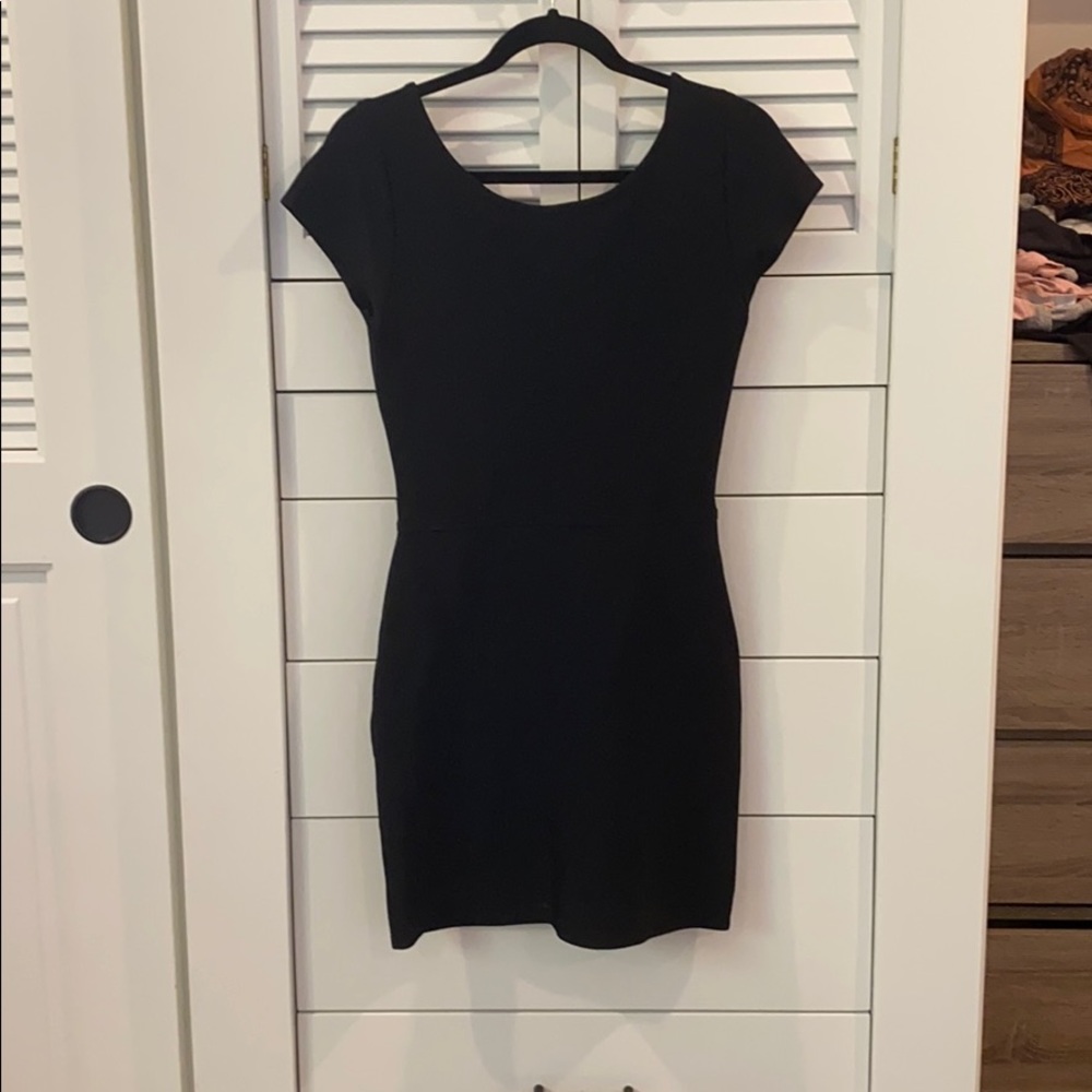 BCBG MaxAzaria bodycon dress. Size M.